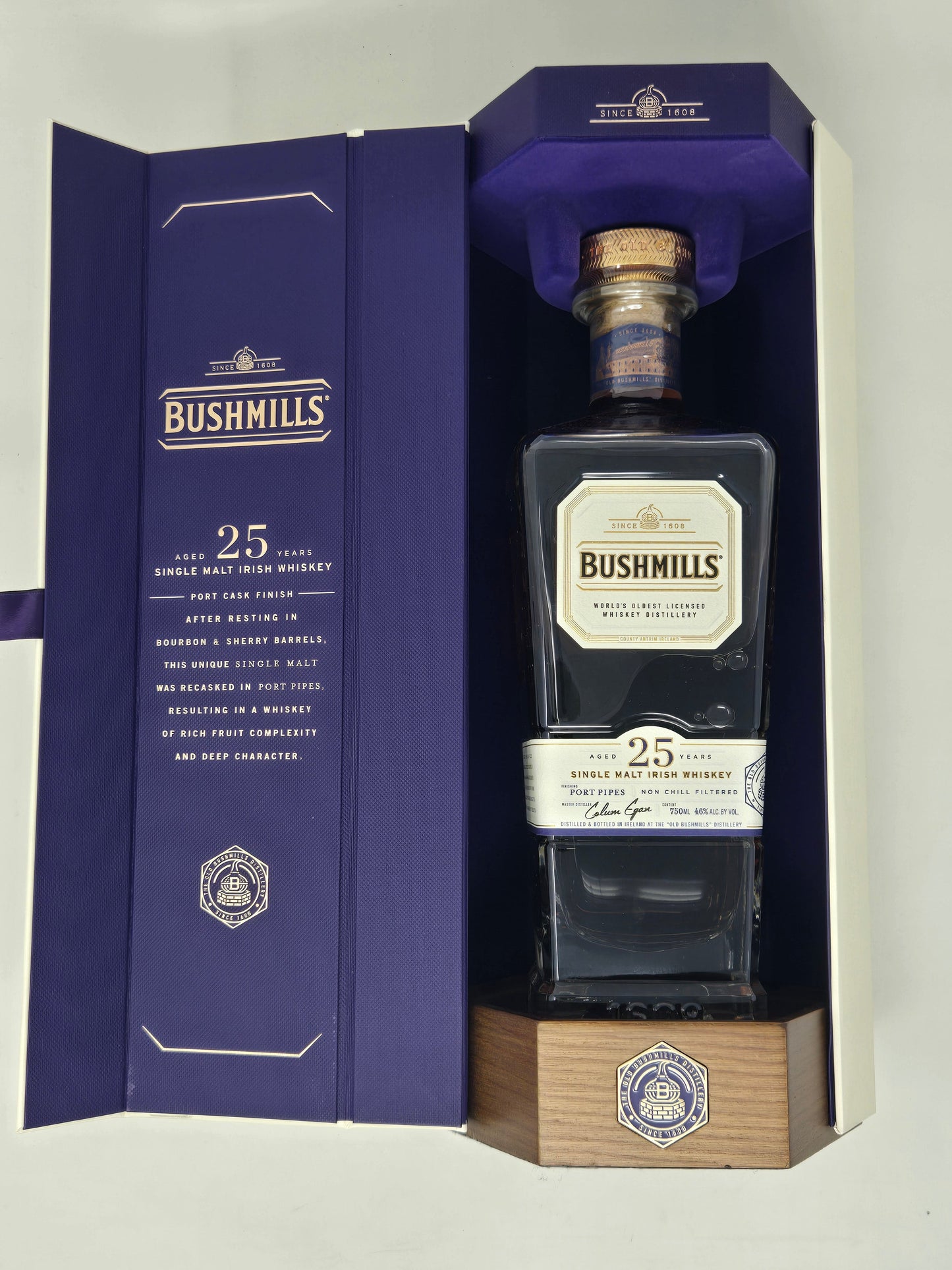 BUSHMILLS 25 Year Old Single Malt Irish Whiskey