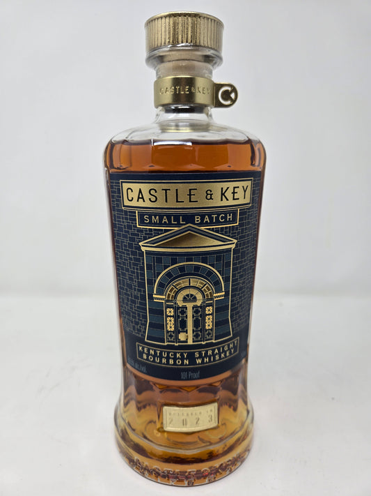 CASTLE & KEY Small Batch #4 Bourbon Whiskey