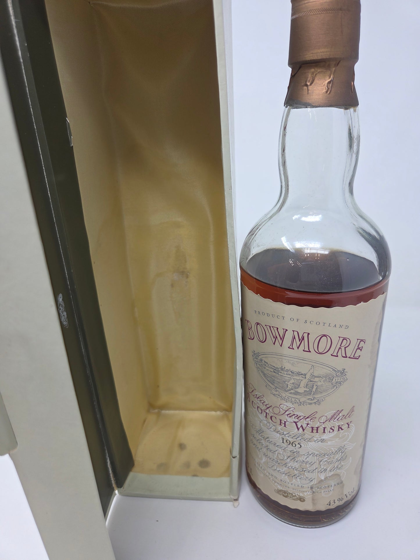 BOWMORE 1965 Single Malt Scotch Whisky 1980s Bottling