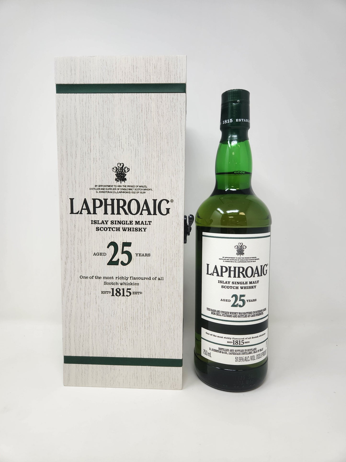 LAPHROAIG 25-Year
