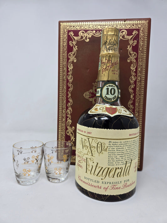 VERY XTRA OLD FITZGERALD 1957 10yr 4/5 Quart 100 Proof With Box Set And 2 Shot G